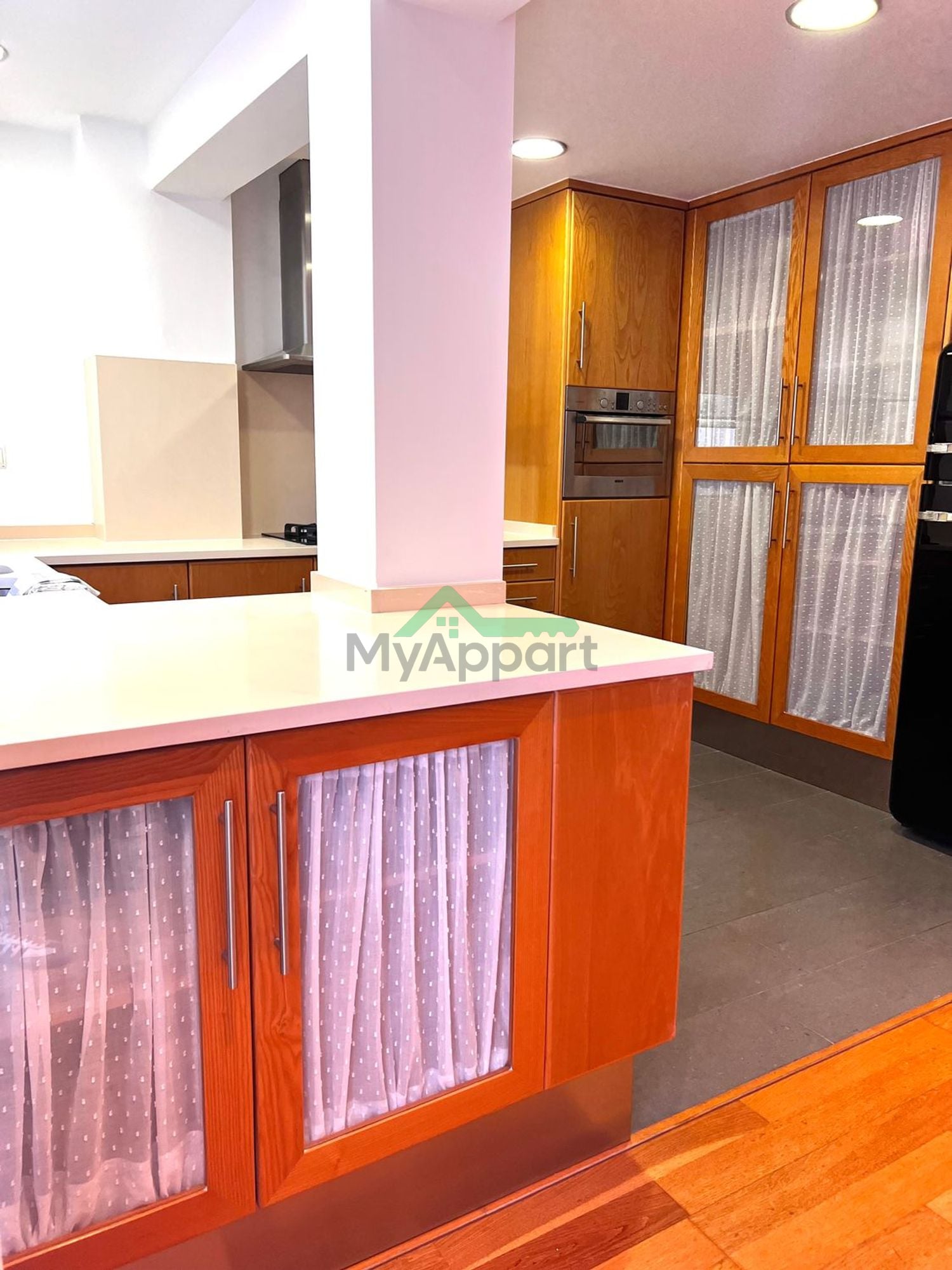 Piso nuevo amueblado con terraza — foto 10