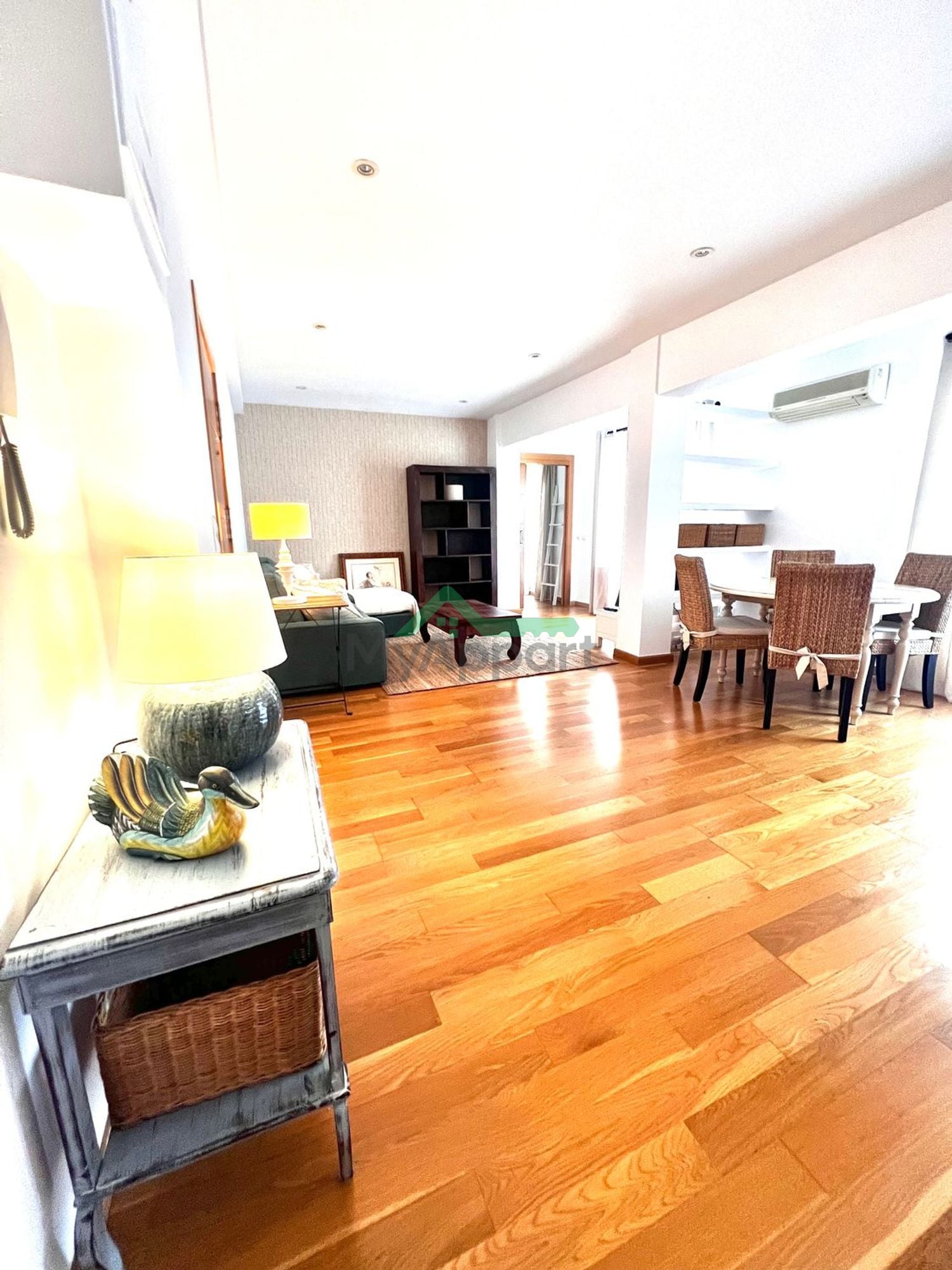 Piso nuevo amueblado con terraza — foto 5