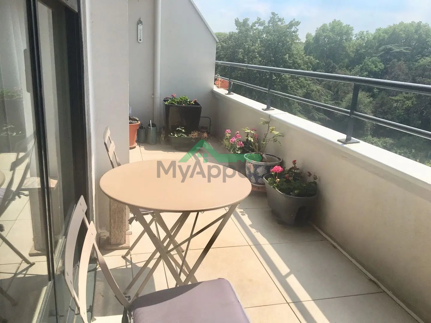 Appartement lumineux terrasse vue dégagée — photo 2