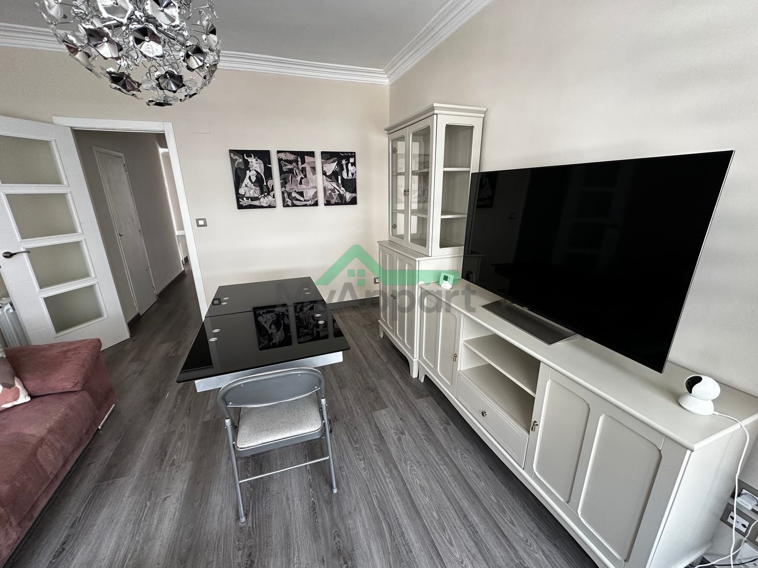 Piso luminoso reformado con cocina equipada — foto 4