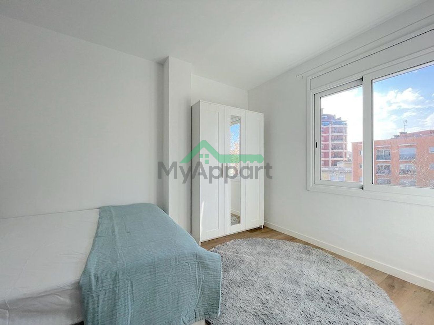 Piso reformado luminoso y amueblado — foto 6