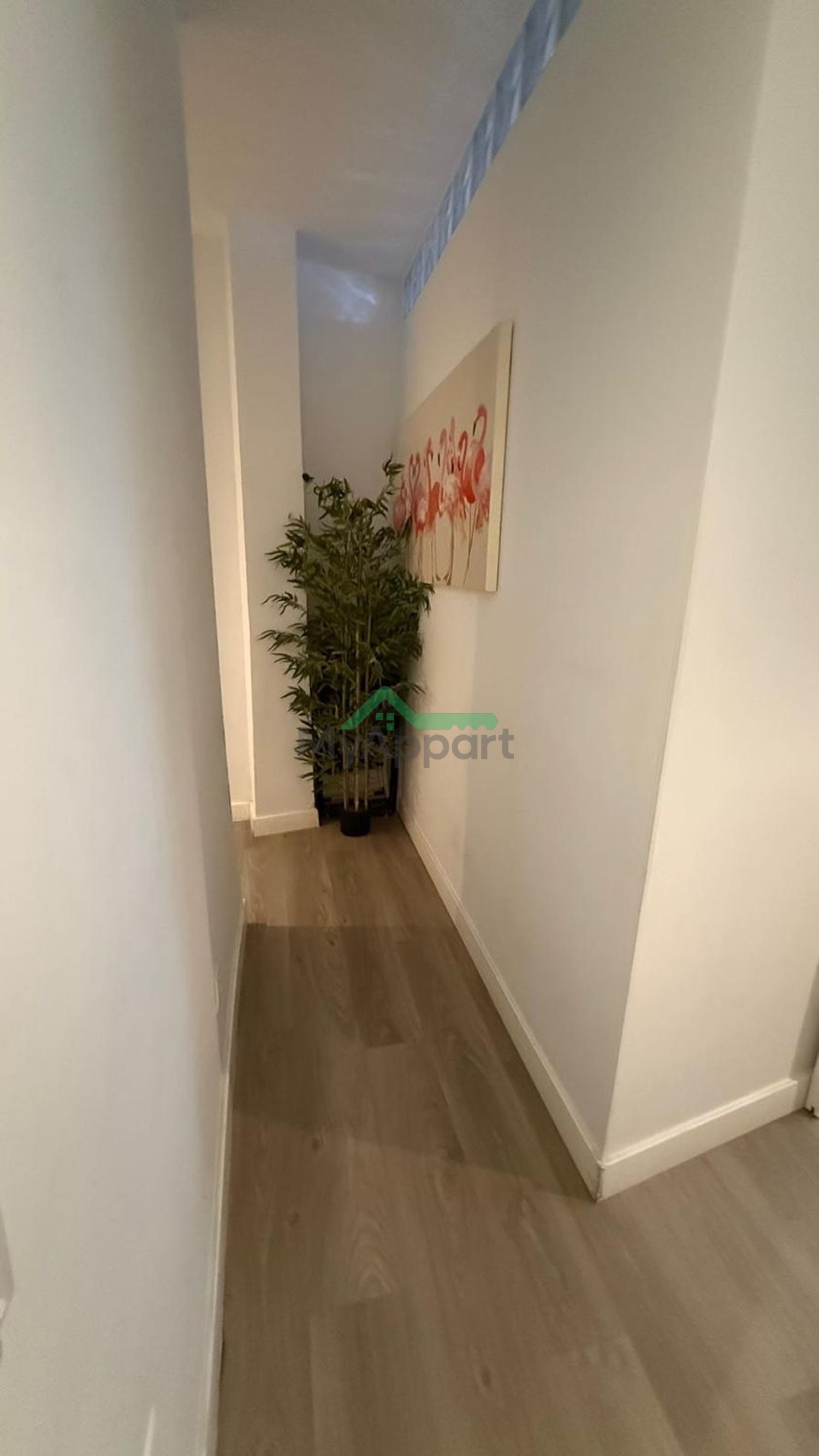 Piso amueblado con dos balcones — foto 4
