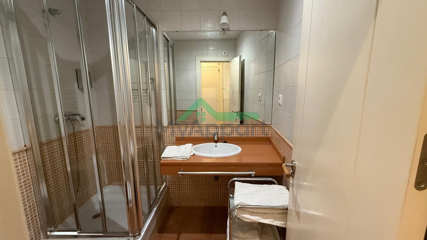 Piso amueblado con dos balcones — foto 11
