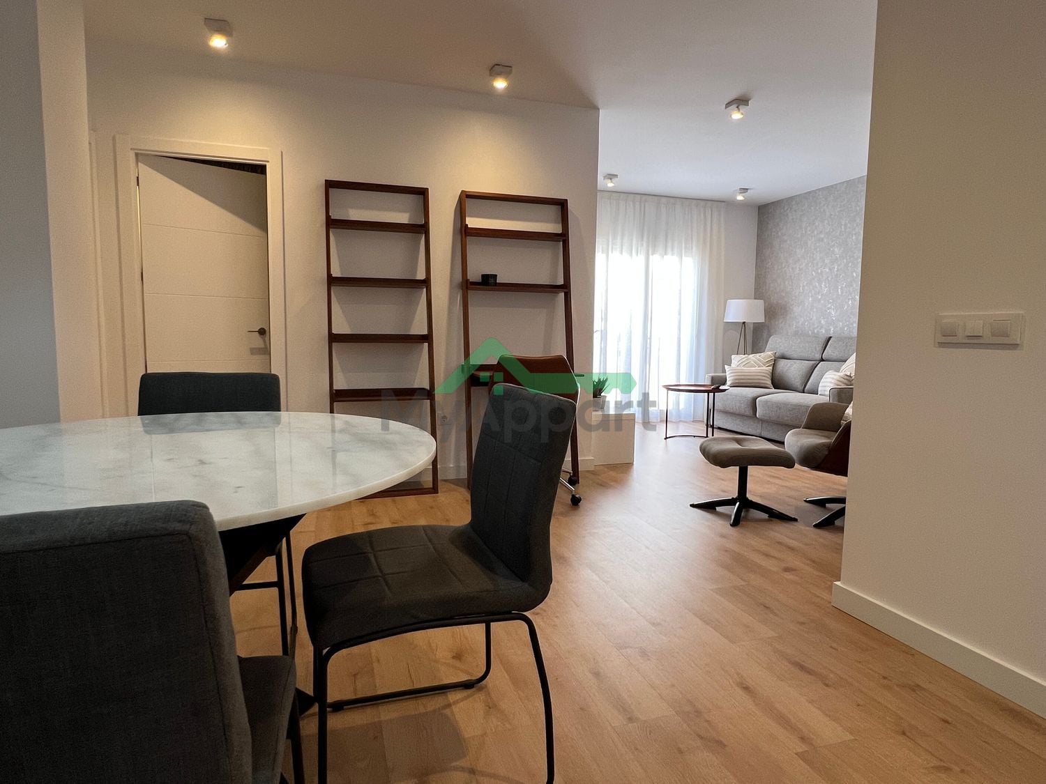 Apartamento céntrico luminoso balcones — foto 8