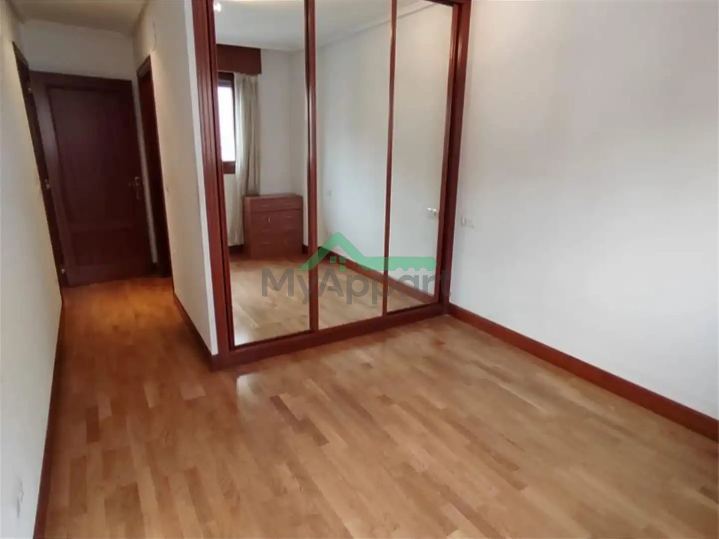 Piso 2 habitaciones balcón — foto 8