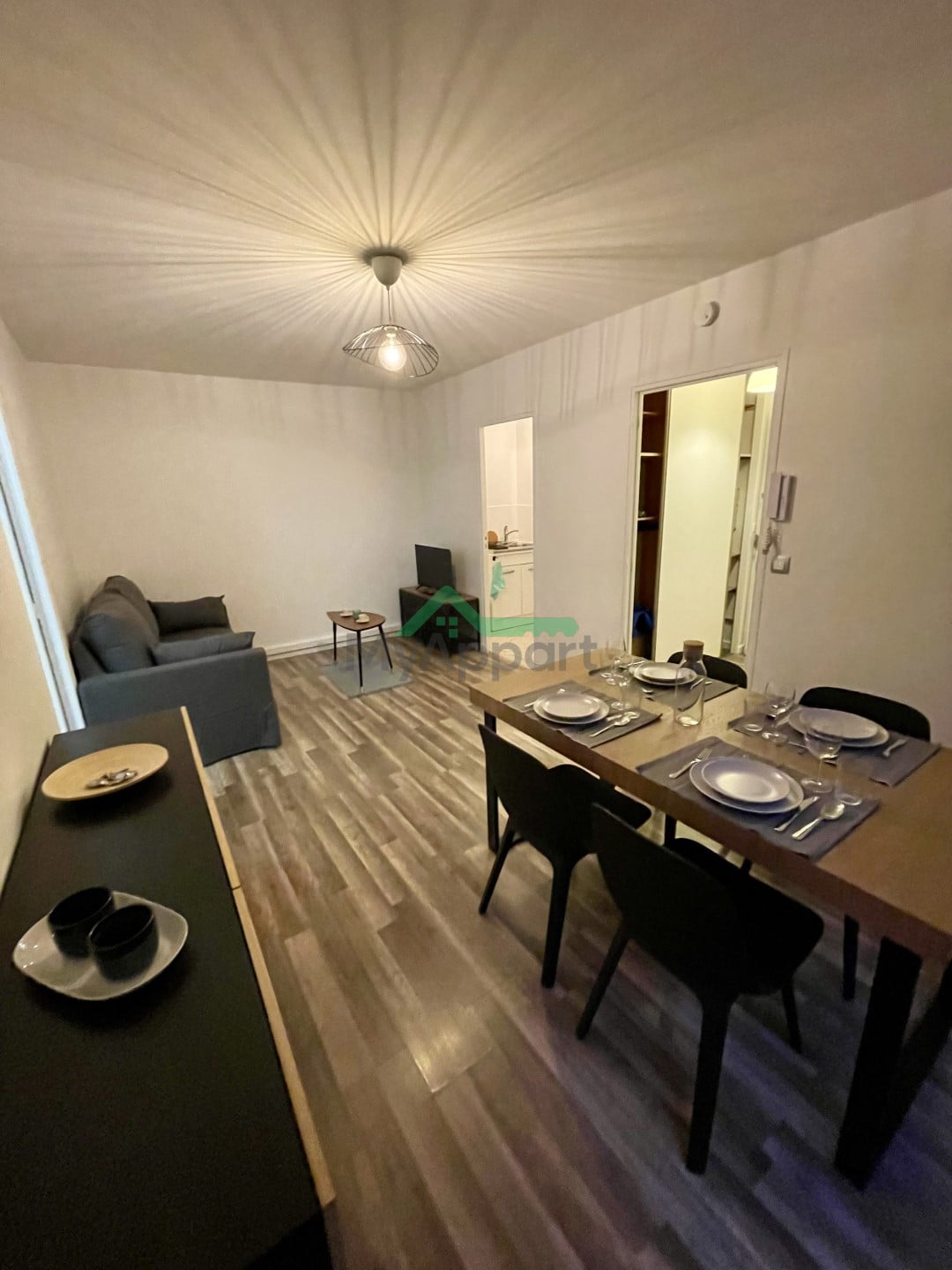 Appartement meublé lumineux Parking — photo 3