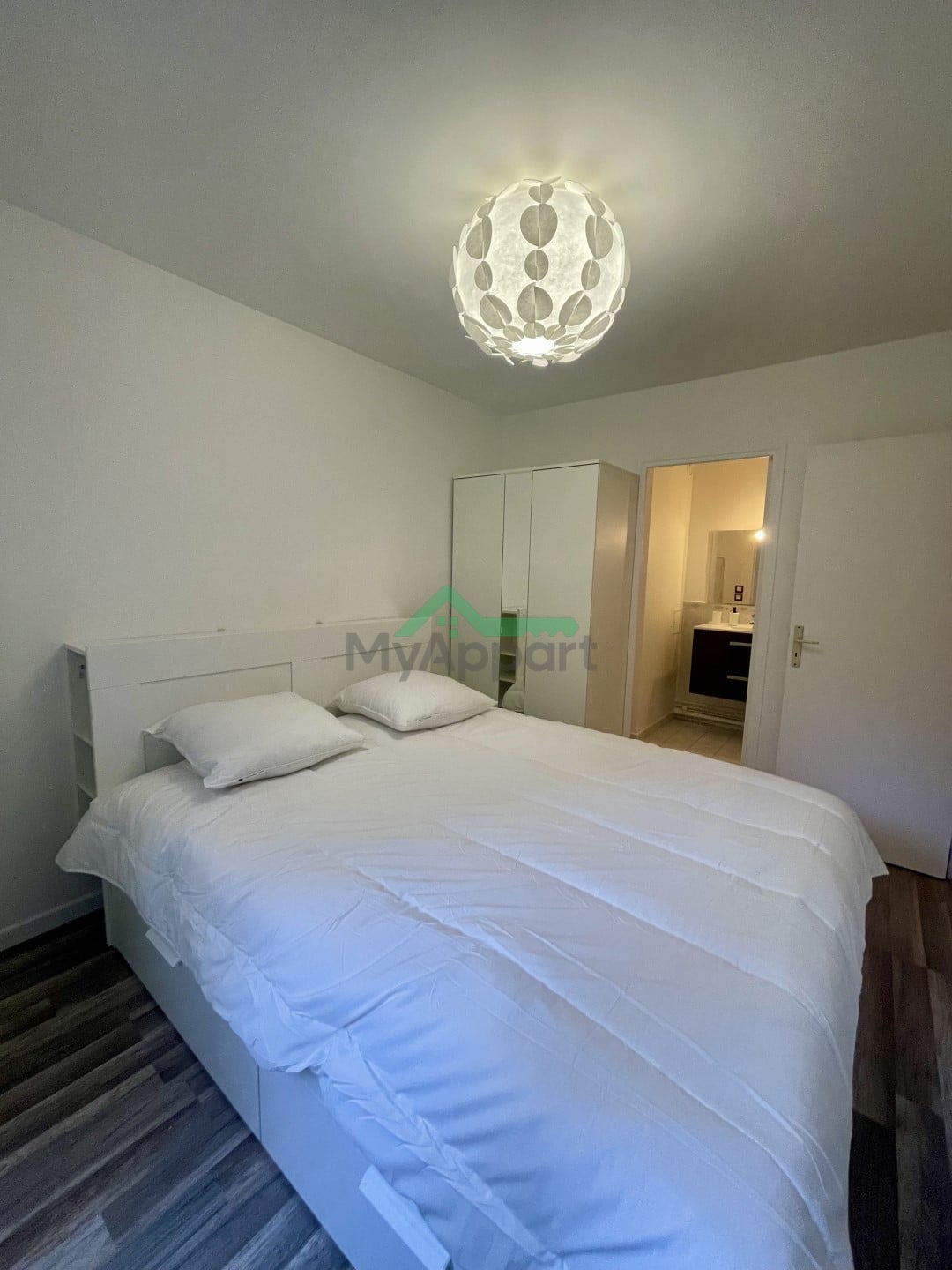 Appartement meublé lumineux Parking — photo 9
