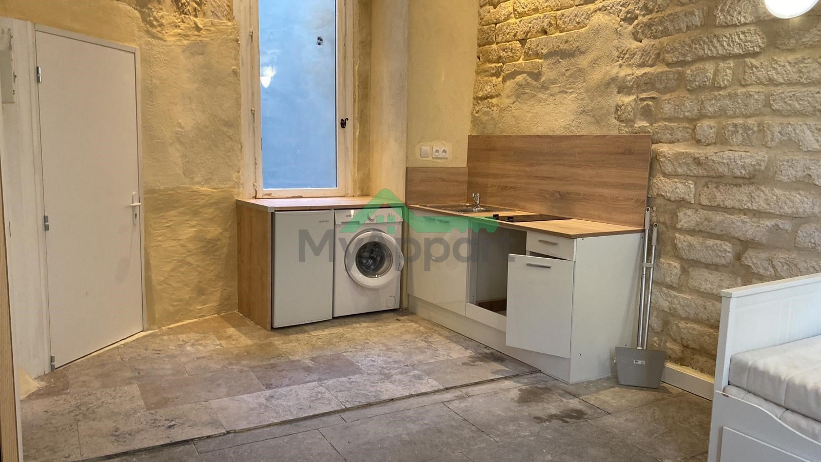 Appartement T2 meublé rénové — photo 3