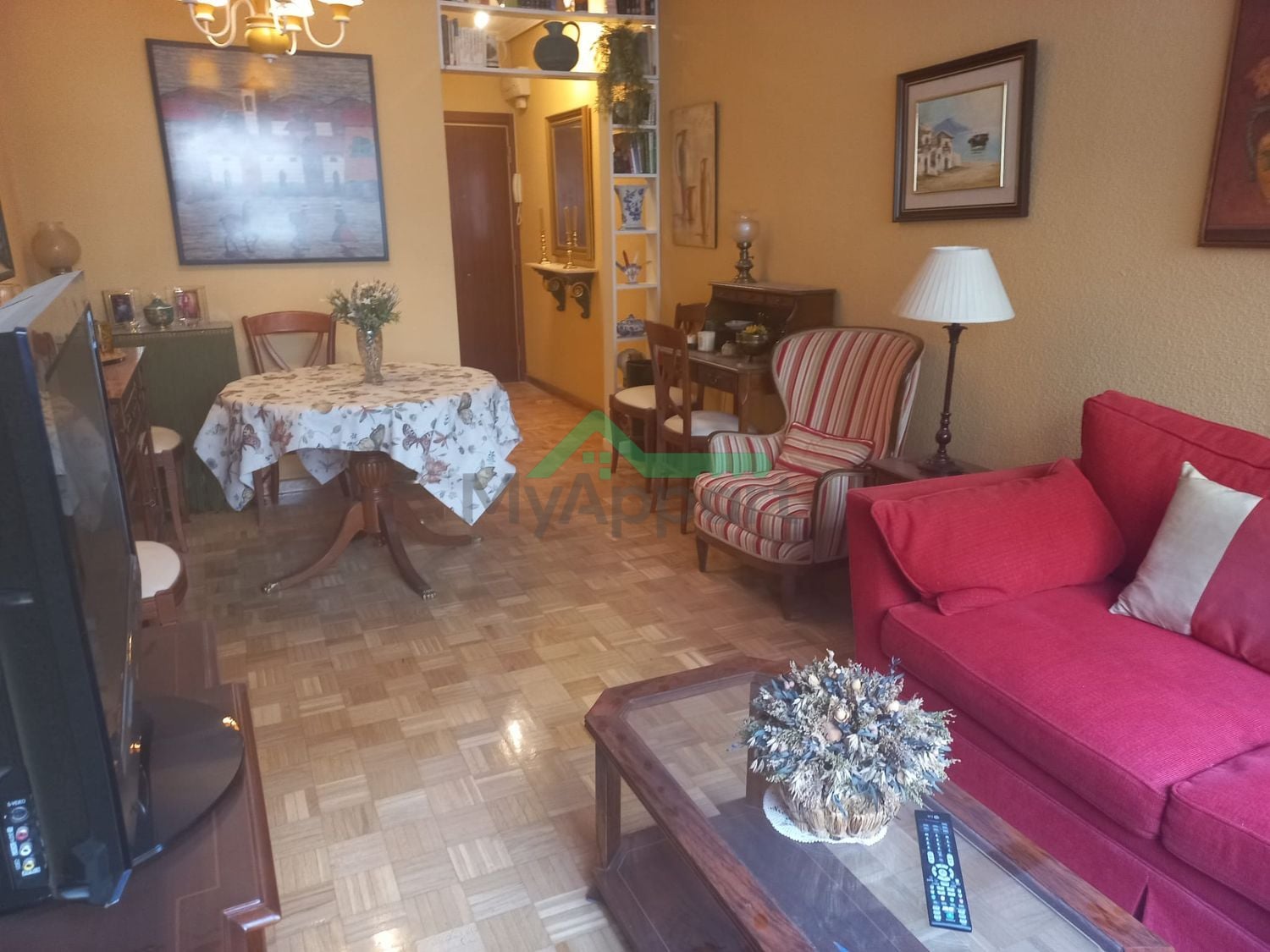 Piso amueblado con terraza cerrada — foto 3