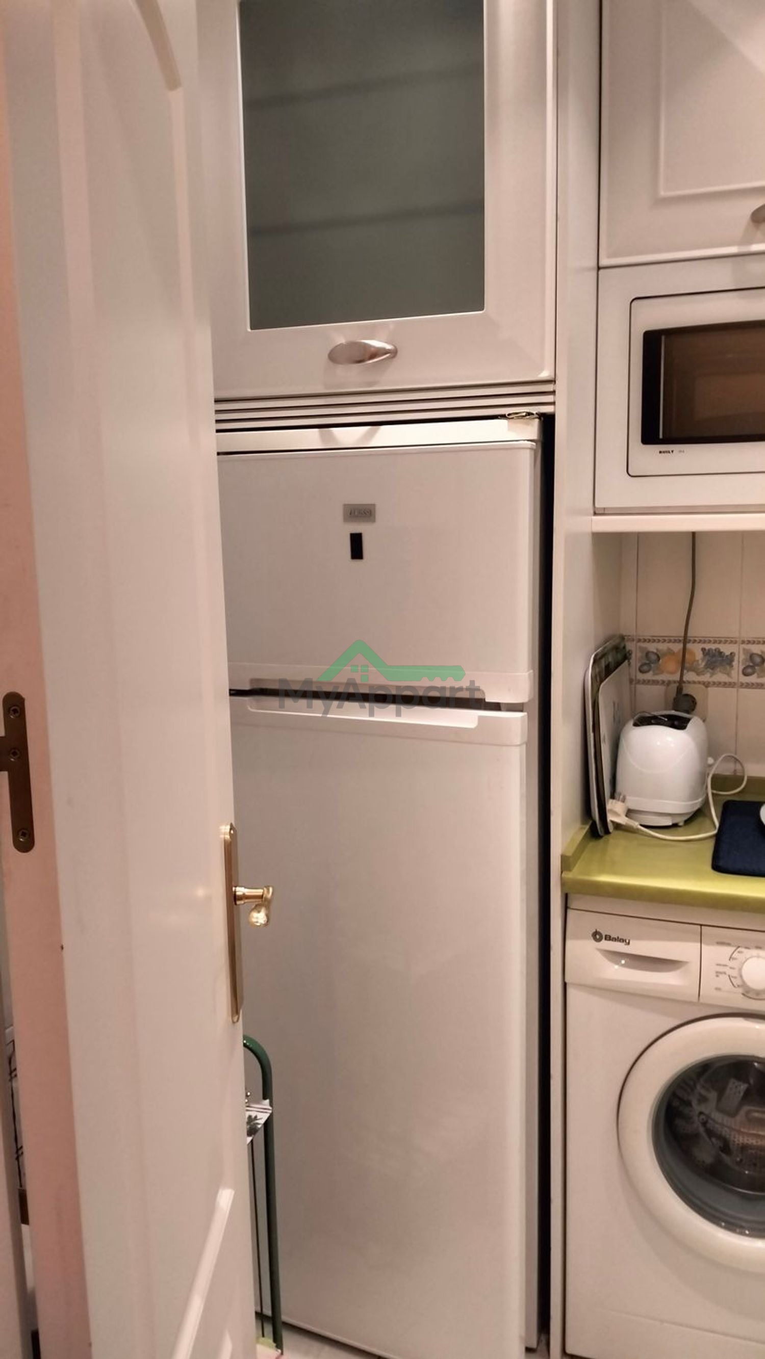 Piso amueblado con terraza cerrada — foto 4