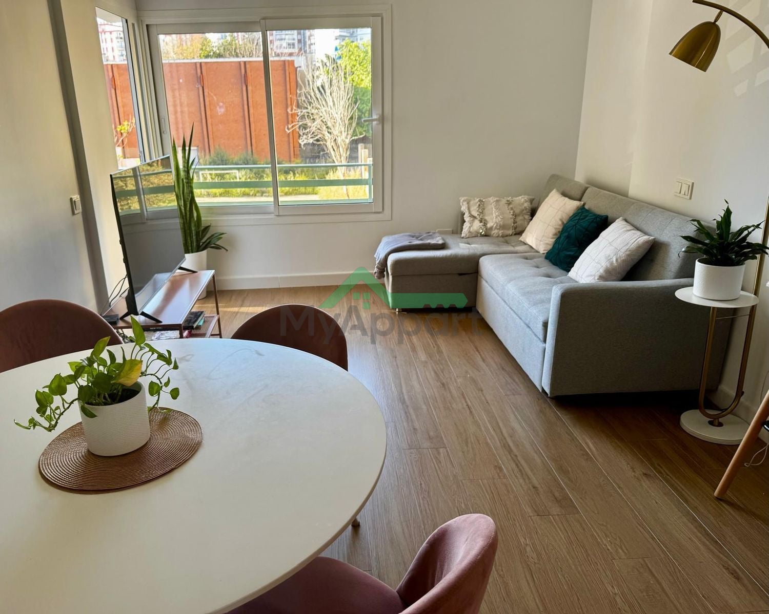Piso 3 habitaciones reformado balcón — foto 1