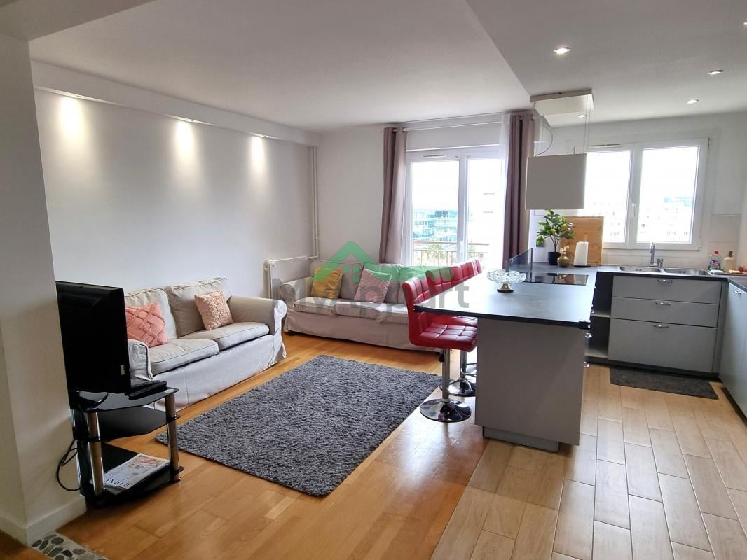 Appartement meublé 3 pièces 71 m², Courbevoie - 2 050 € — photo 1