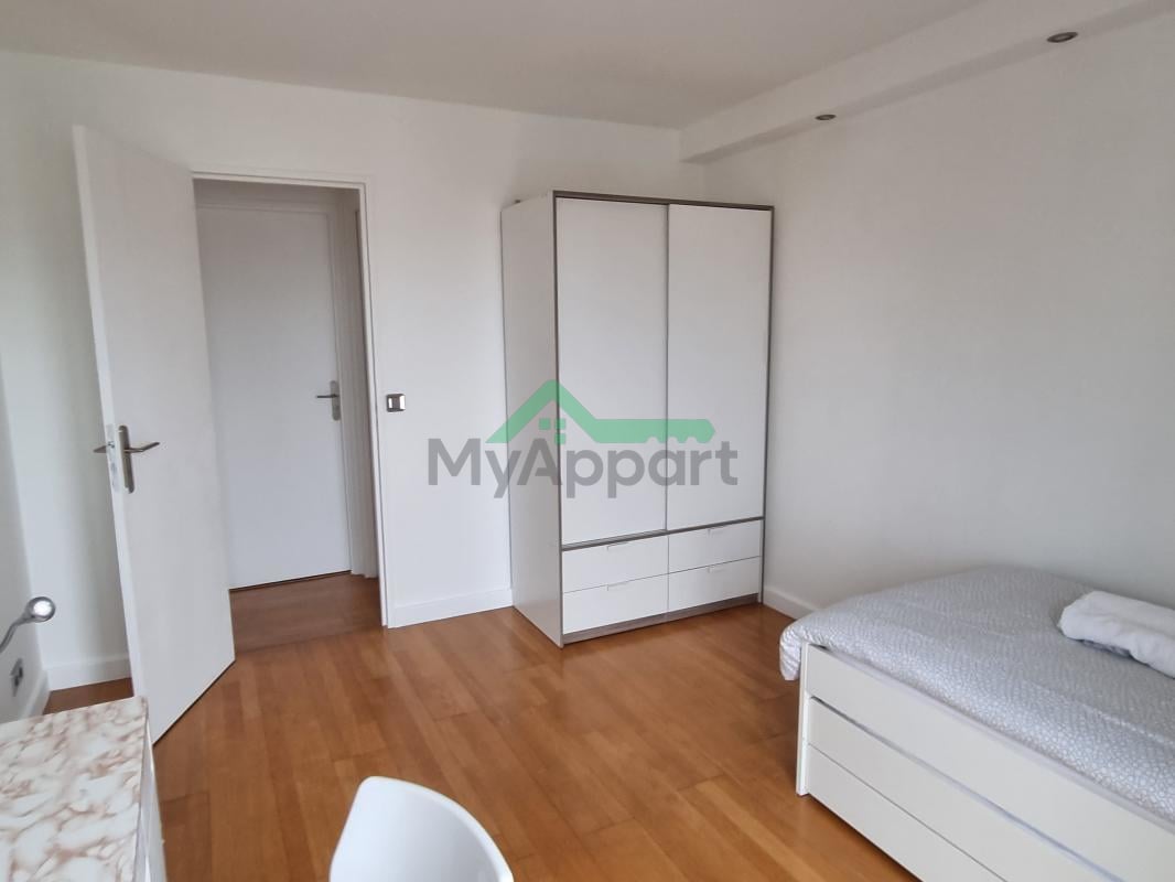 Appartement meublé 3 pièces 71 m², Courbevoie - 2 050 € — photo 6