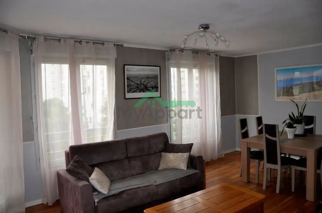 Appartement meublé lumineux terrasse box — photo 2