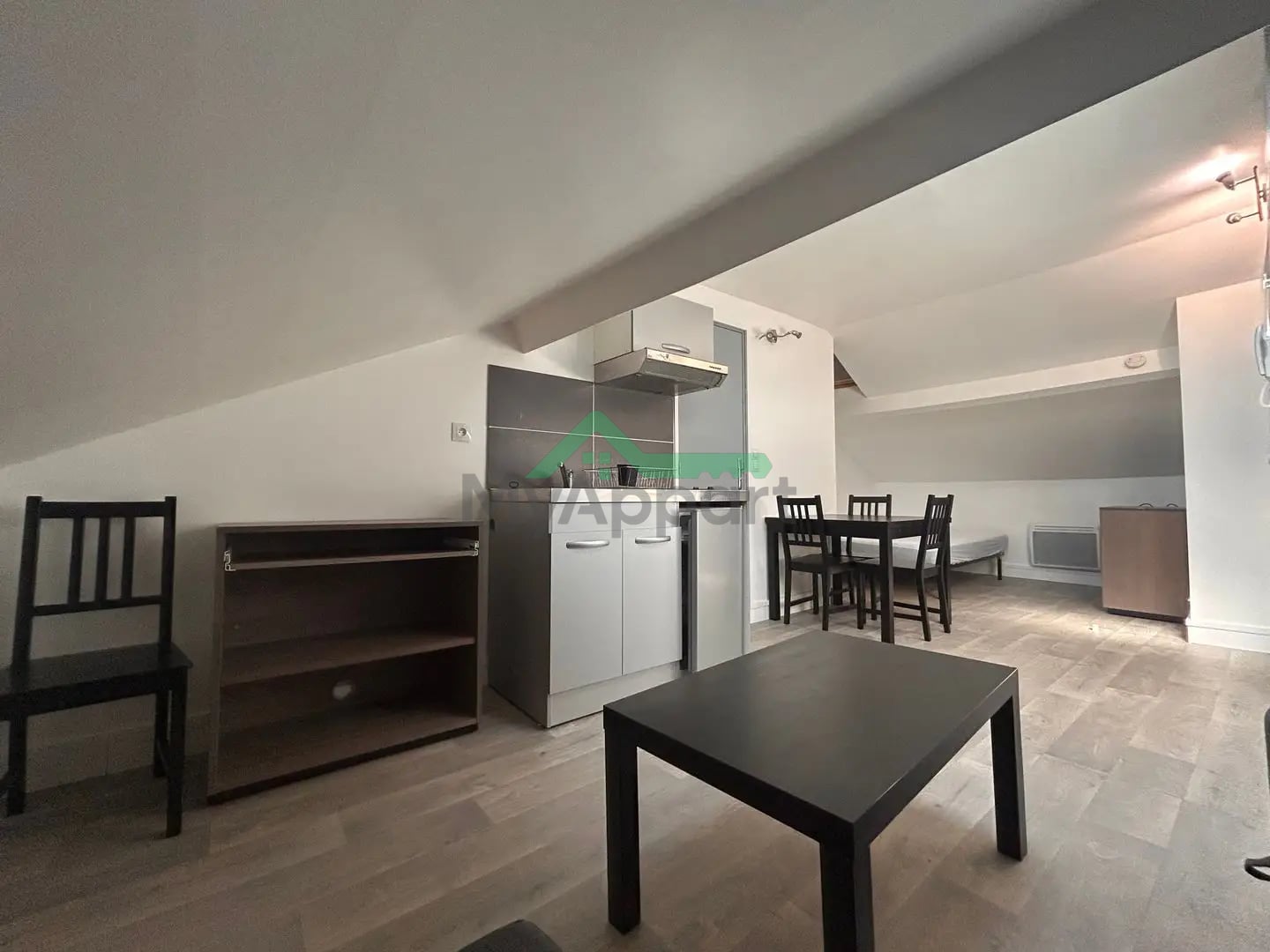 Studio meublé cuisine équipée Reims — photo 1