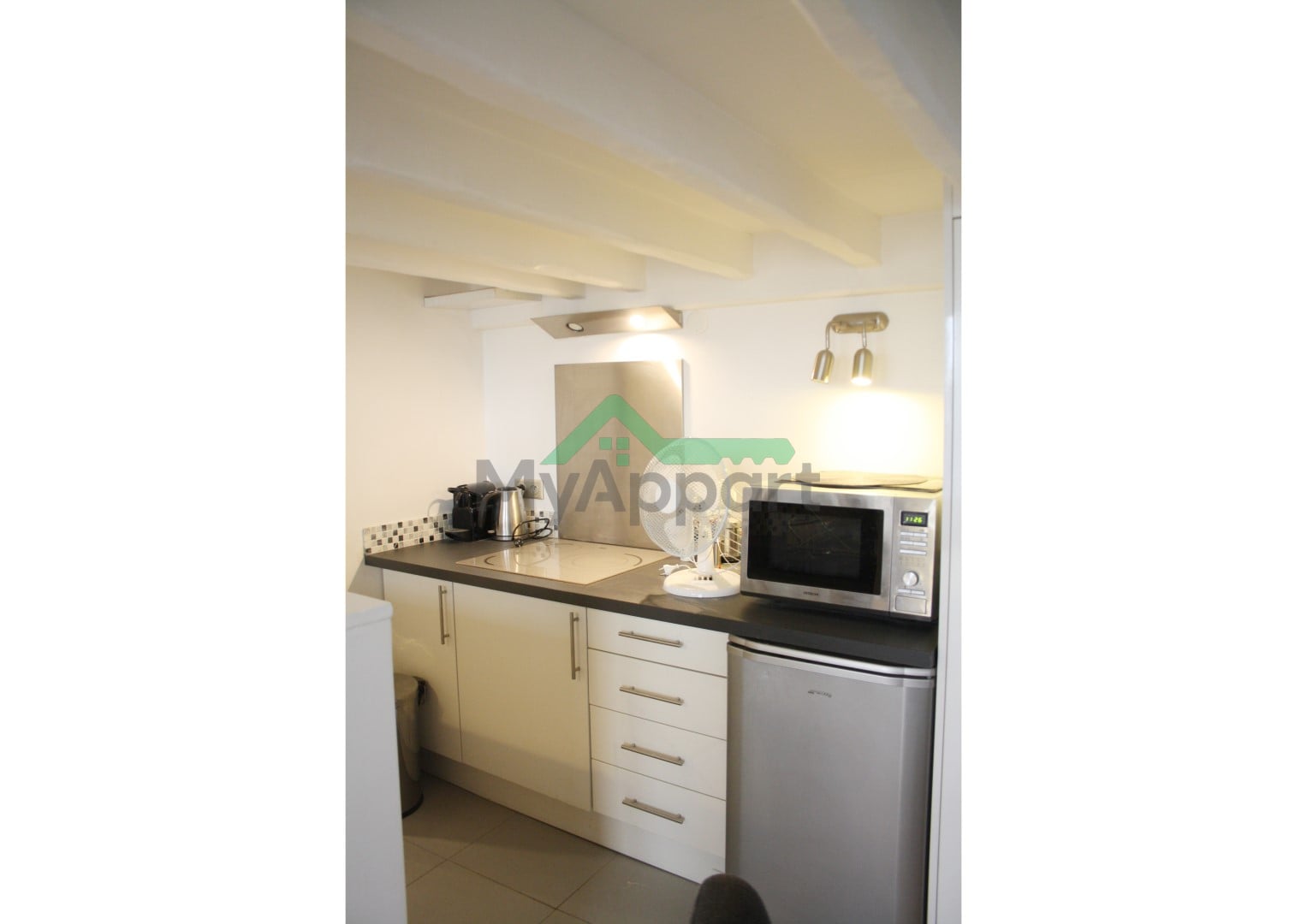 Location Studio à Marais à Paris - 1516 — photo 10