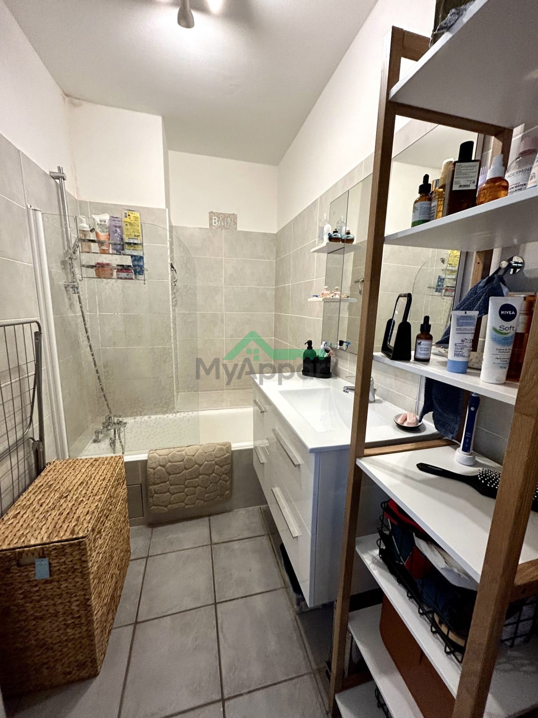 Appartement meublé balcon vue Saône — photo 6