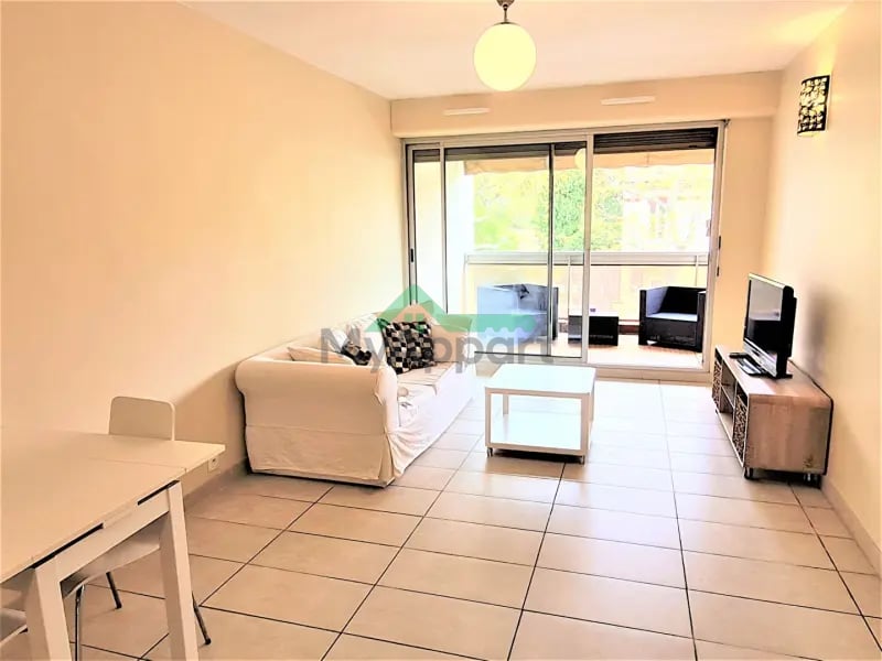 Appartement 2 pièces meublé terrasse parking