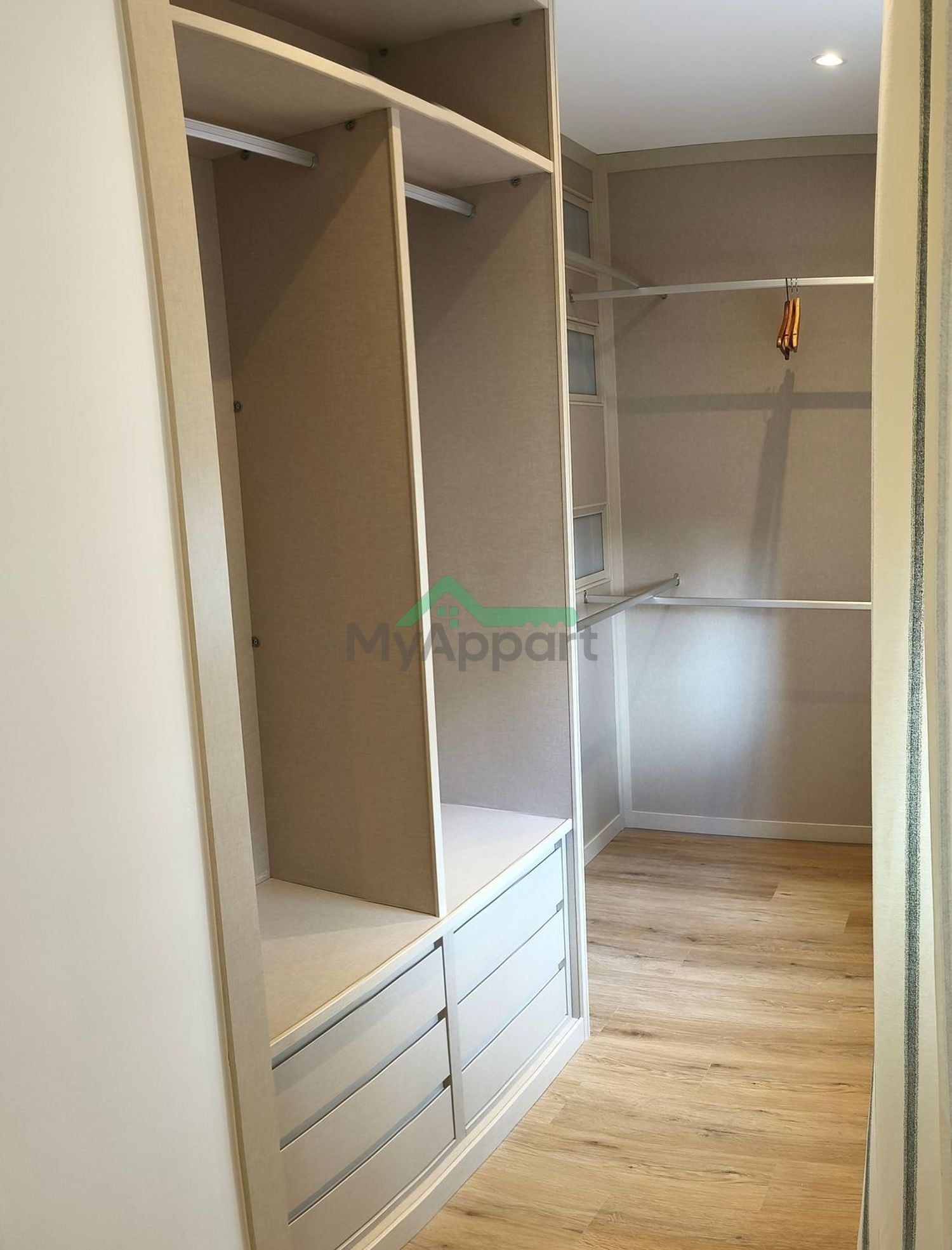 Piso reformado con cocina equipada — foto 6