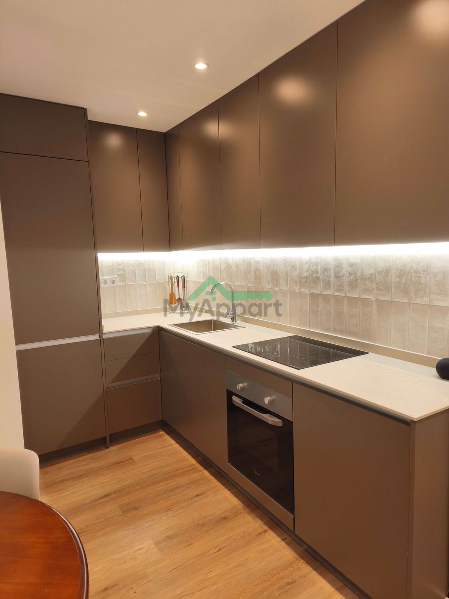 Piso reformado con cocina equipada — foto 4