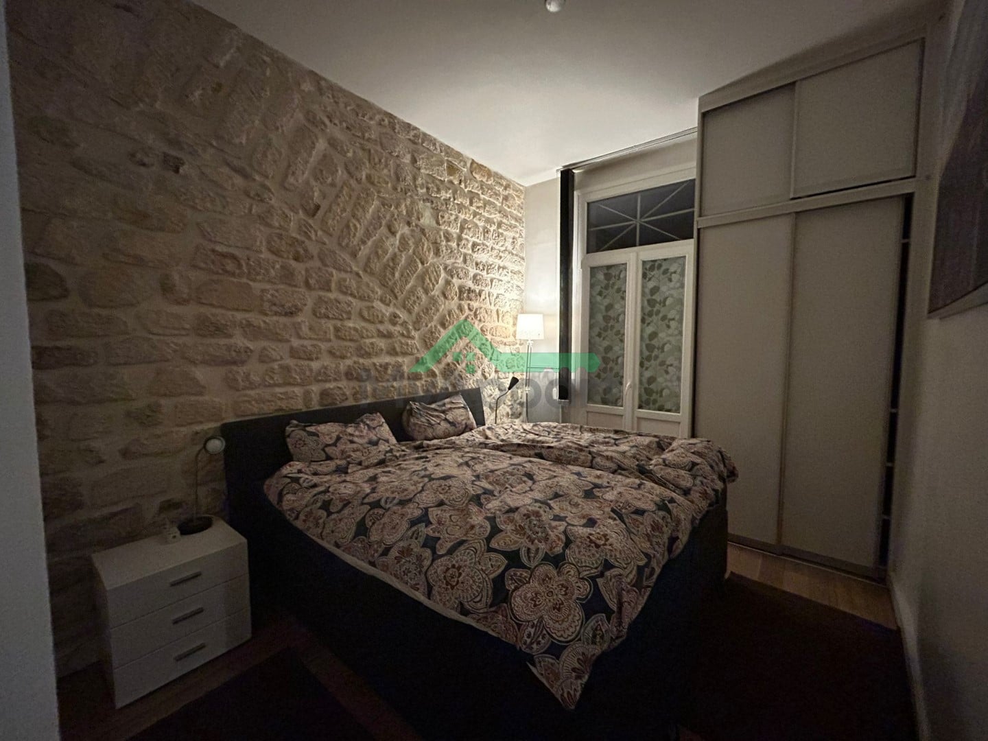 Appartement T2 meublé avec jardin — photo 4