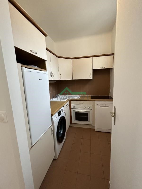 Appartement T2 meublé rénové — photo 11