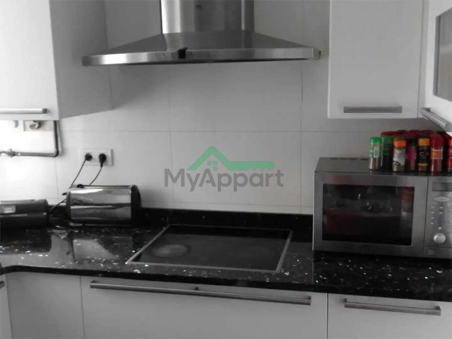 Piso luminoso 3 habitaciones cocina equipada — foto 1
