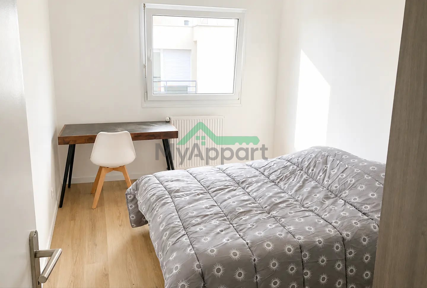 Appartement meublé rénové balcon parking — photo 7