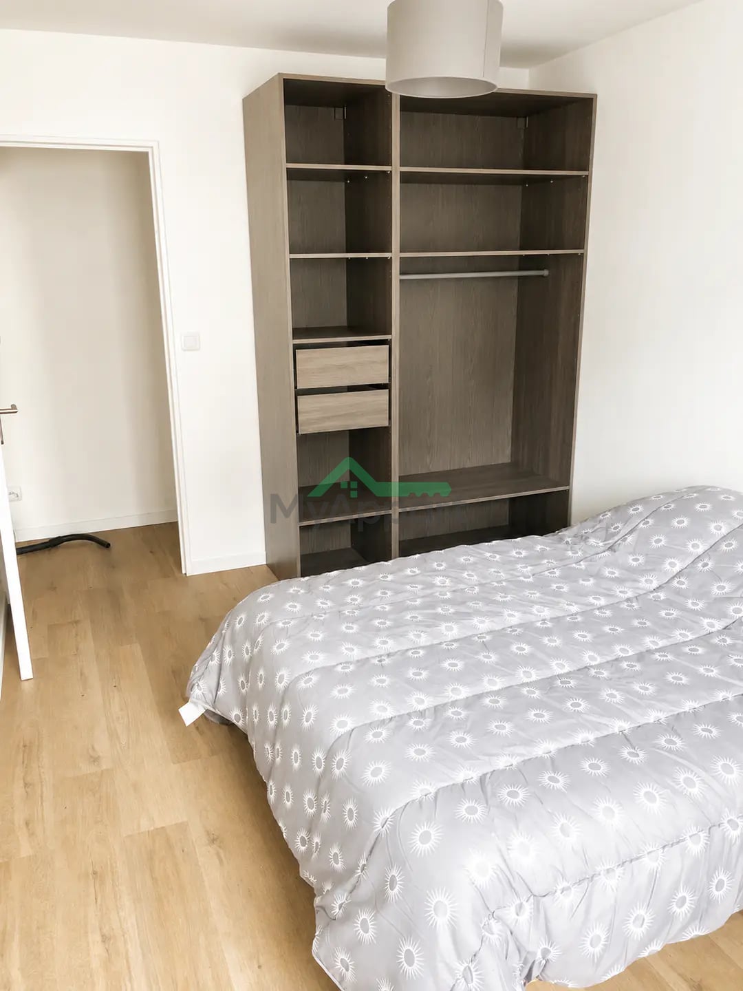 Appartement meublé rénové balcon parking — photo 6