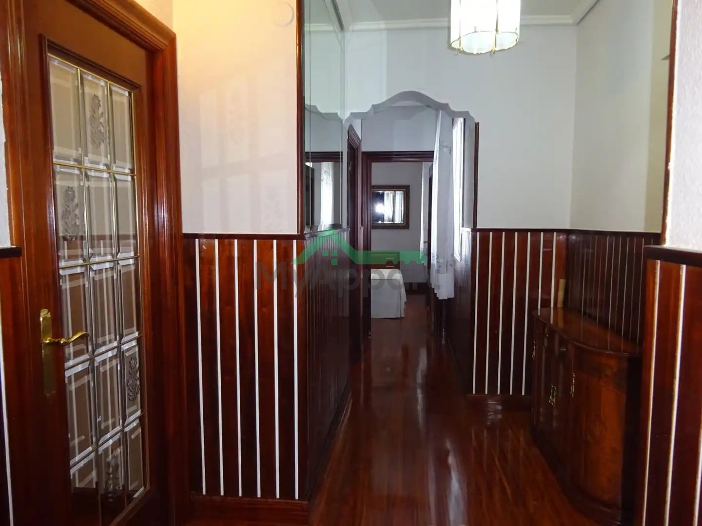 Piso luminoso con terraza y ascensor — foto 12