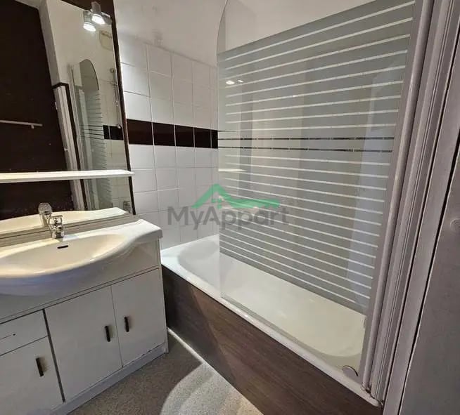 Appartement meublé lumineux cuisine équipée — photo 6