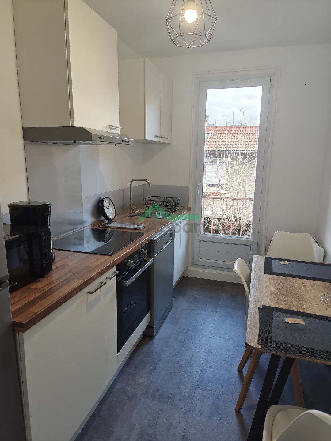 Appartement 3 pièces balcon cuisine équipée — photo 2