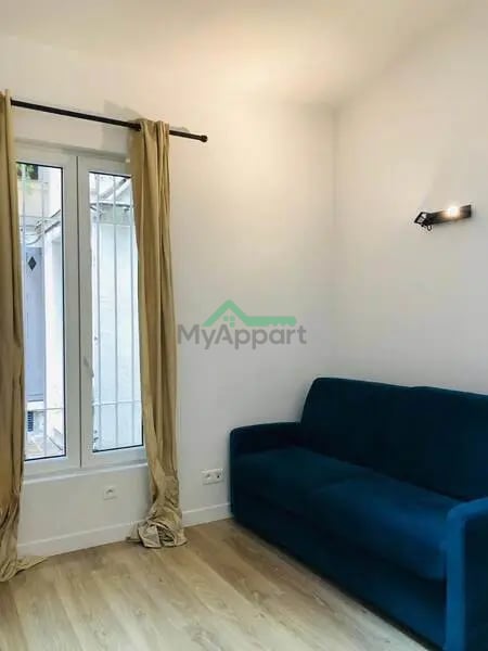 Studio meublé avec mezzanine — photo 4