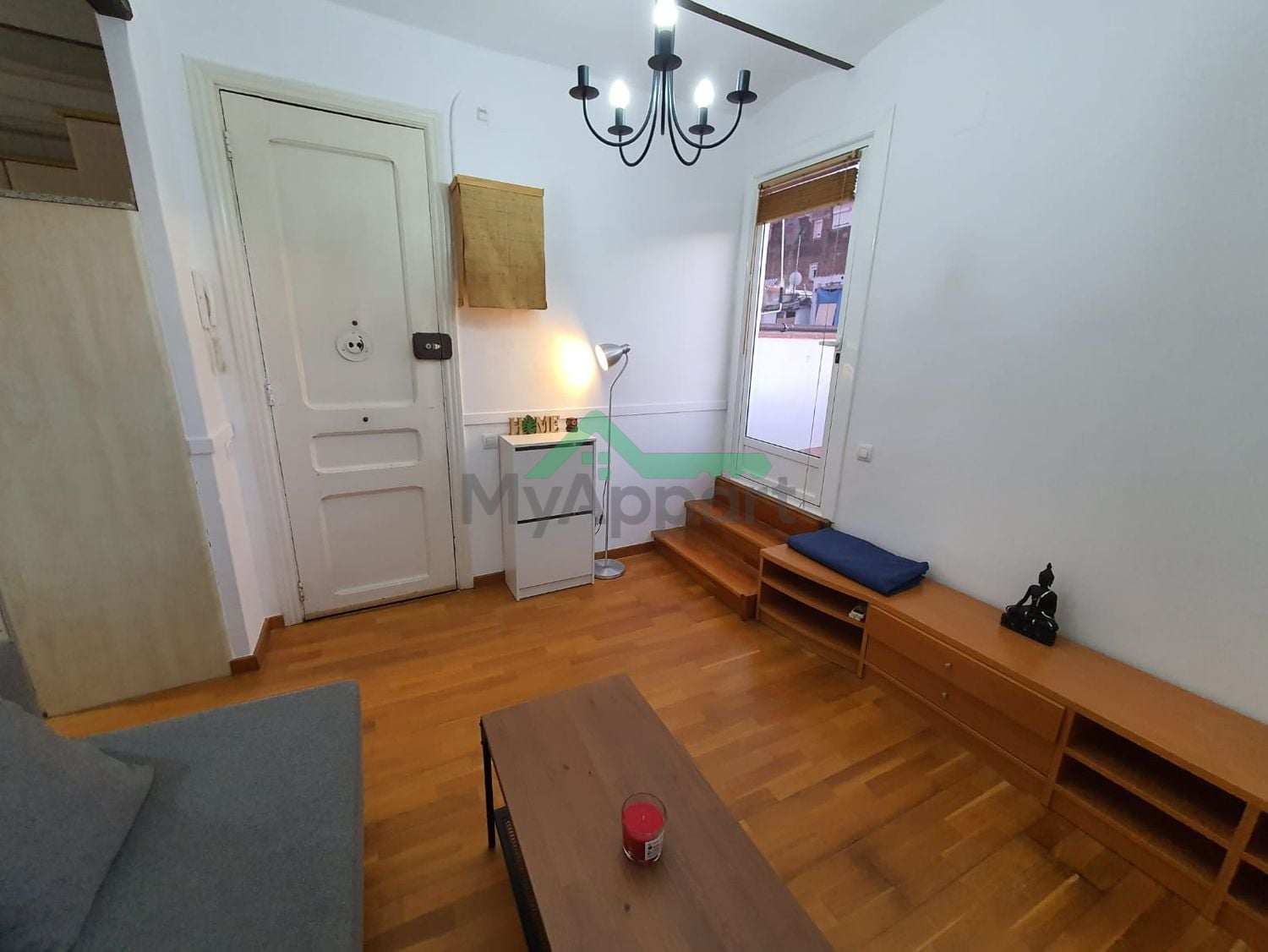 Apartamento amueblado con terraza — foto 5
