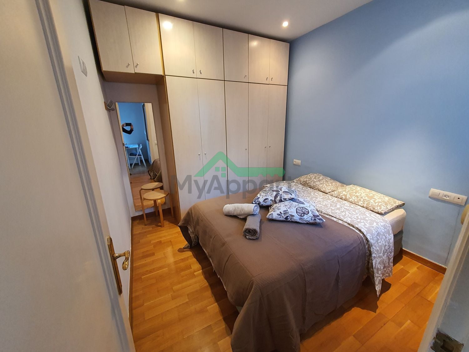 Apartamento amueblado con terraza — foto 11