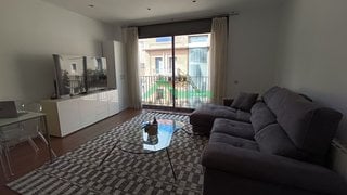 Piso reformado con balcón luminoso — foto 6