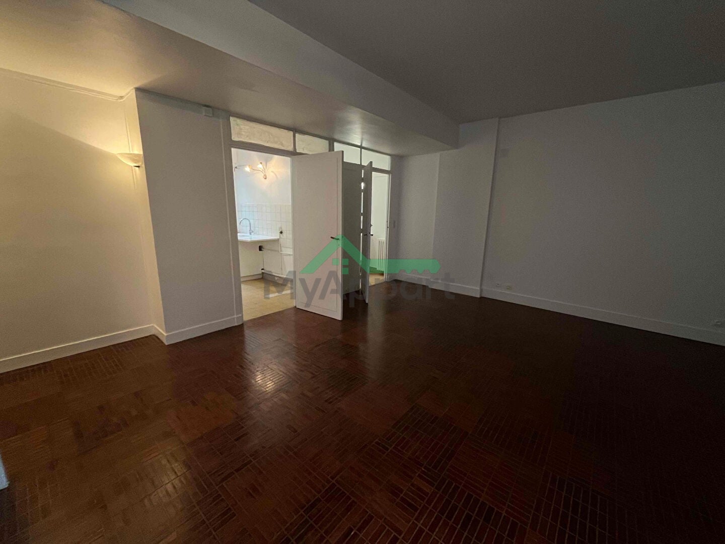Appartement 2 pièces lumineux avec jardin — photo 7