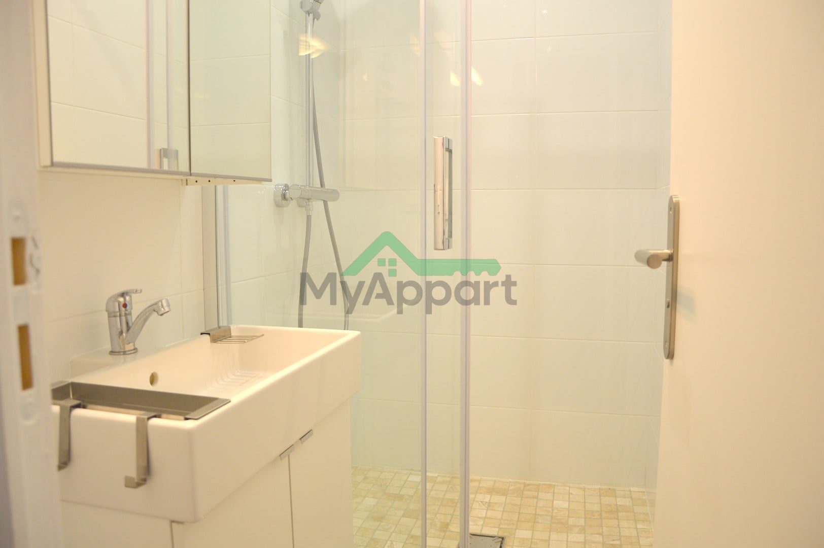 Appartement T3 meublé lumineux — photo 10
