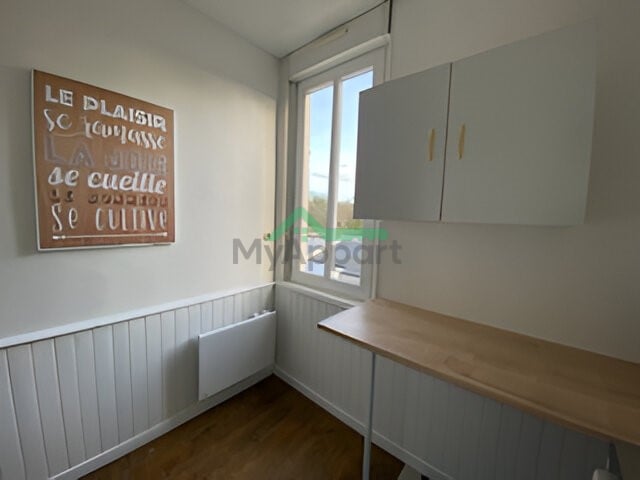 Studio meublé rénové cuisine équipée — photo 3