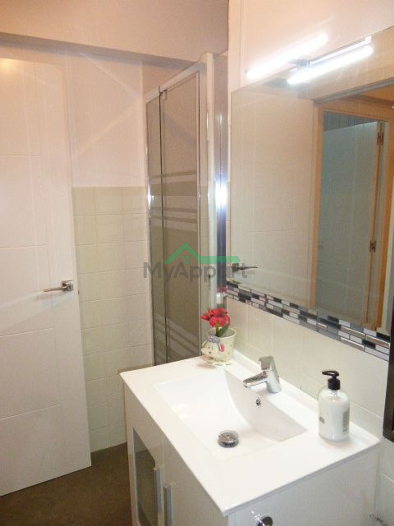Piso céntrico amueblado luminoso — foto 10