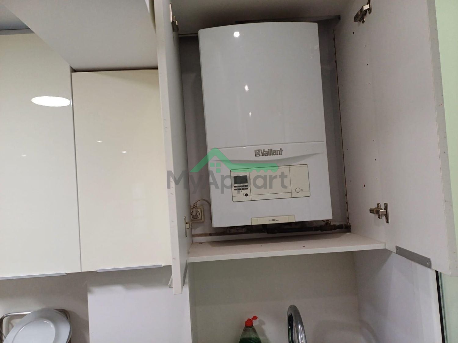 Piso reformado amueblado con balcón — foto 5