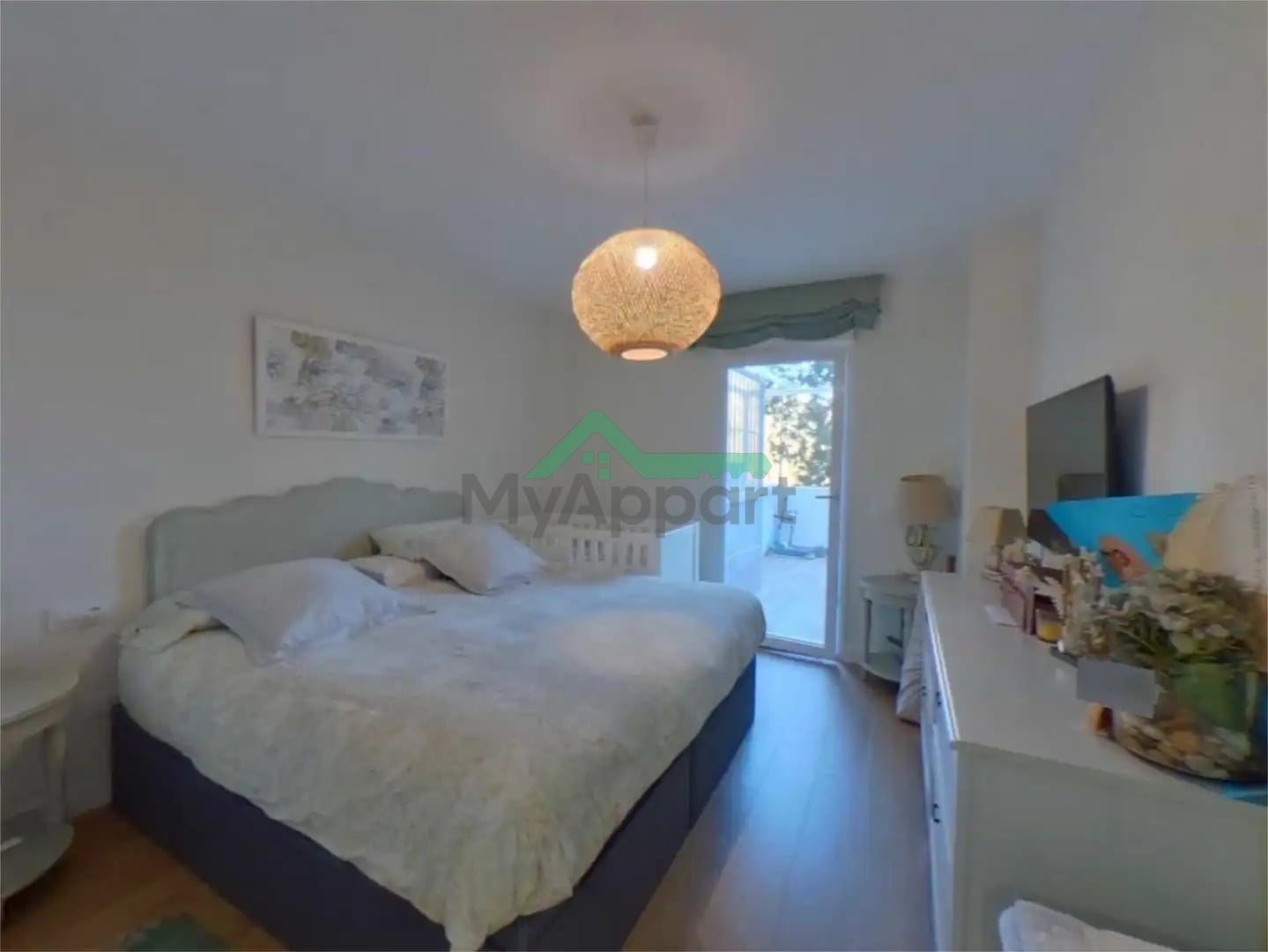 Piso reformado con terraza y vistas despejadas — foto 6