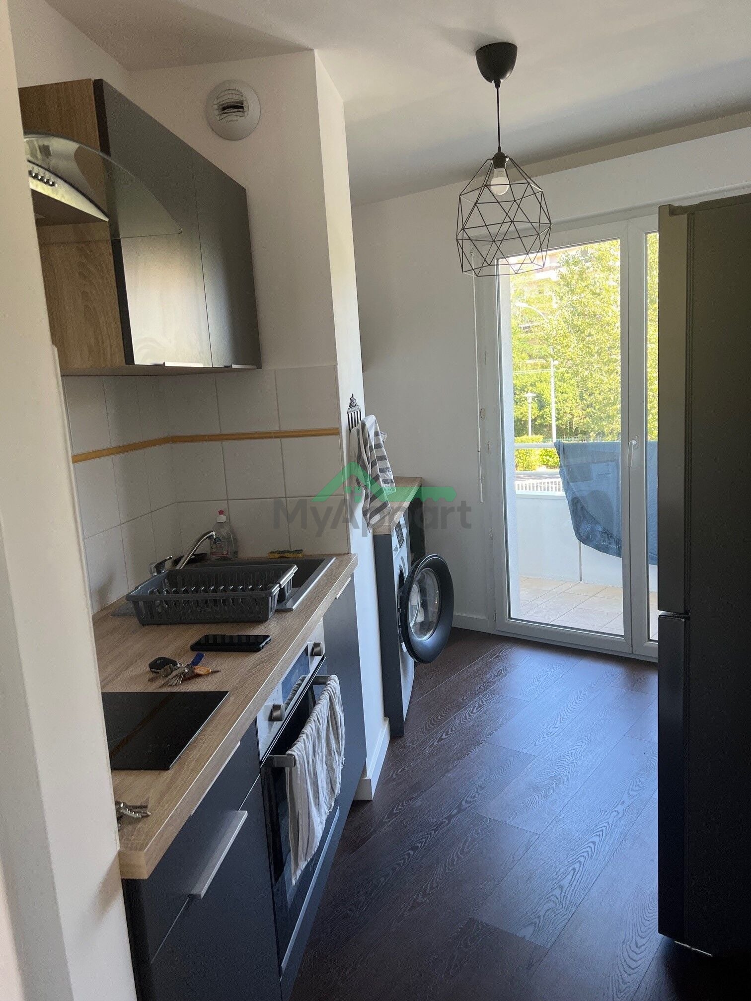 Appartement meublé 2 pièces 56 m², Bordeaux - 1 050 € — photo 5