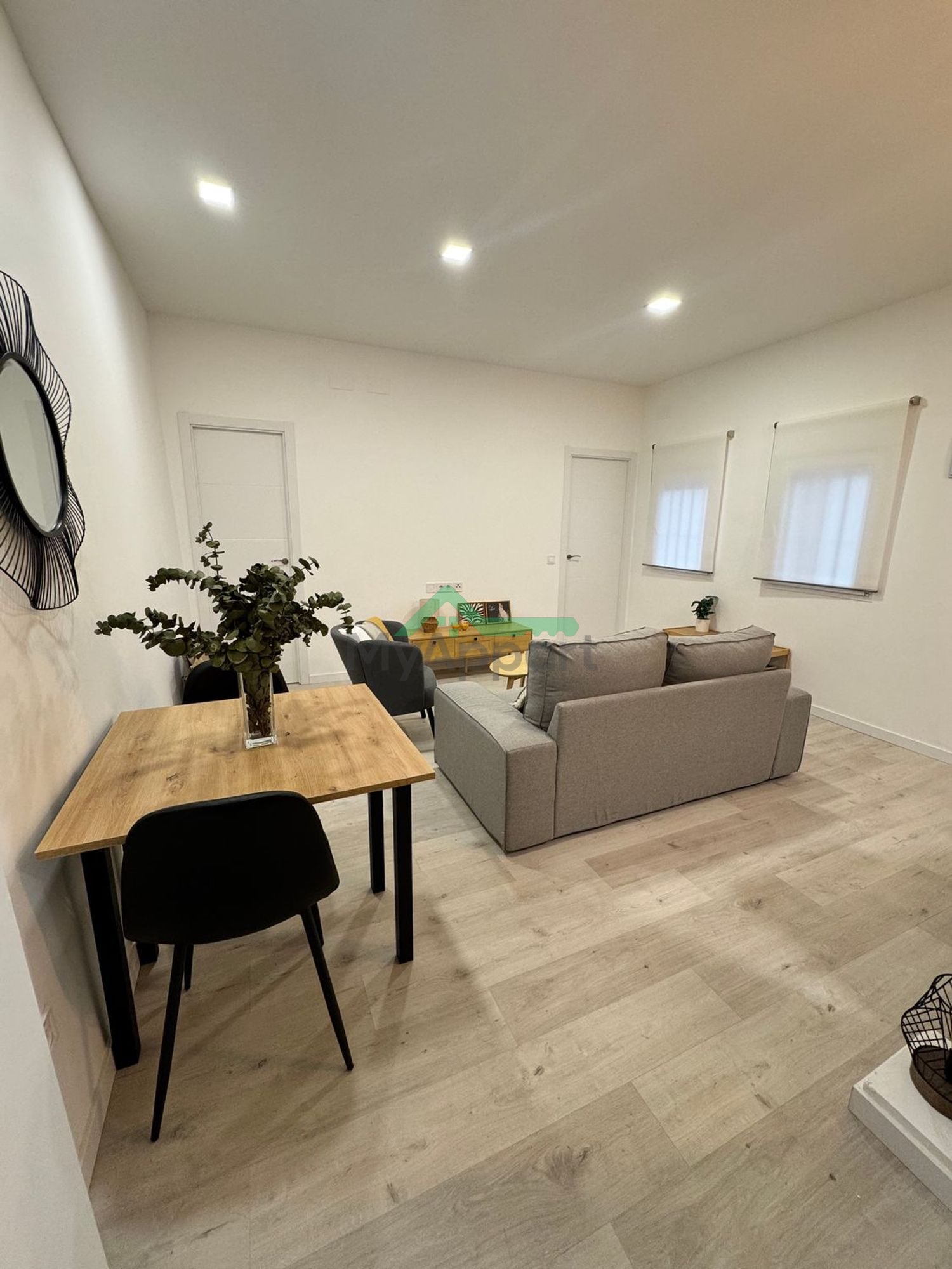 Piso reformado con cocina equipada — foto 3