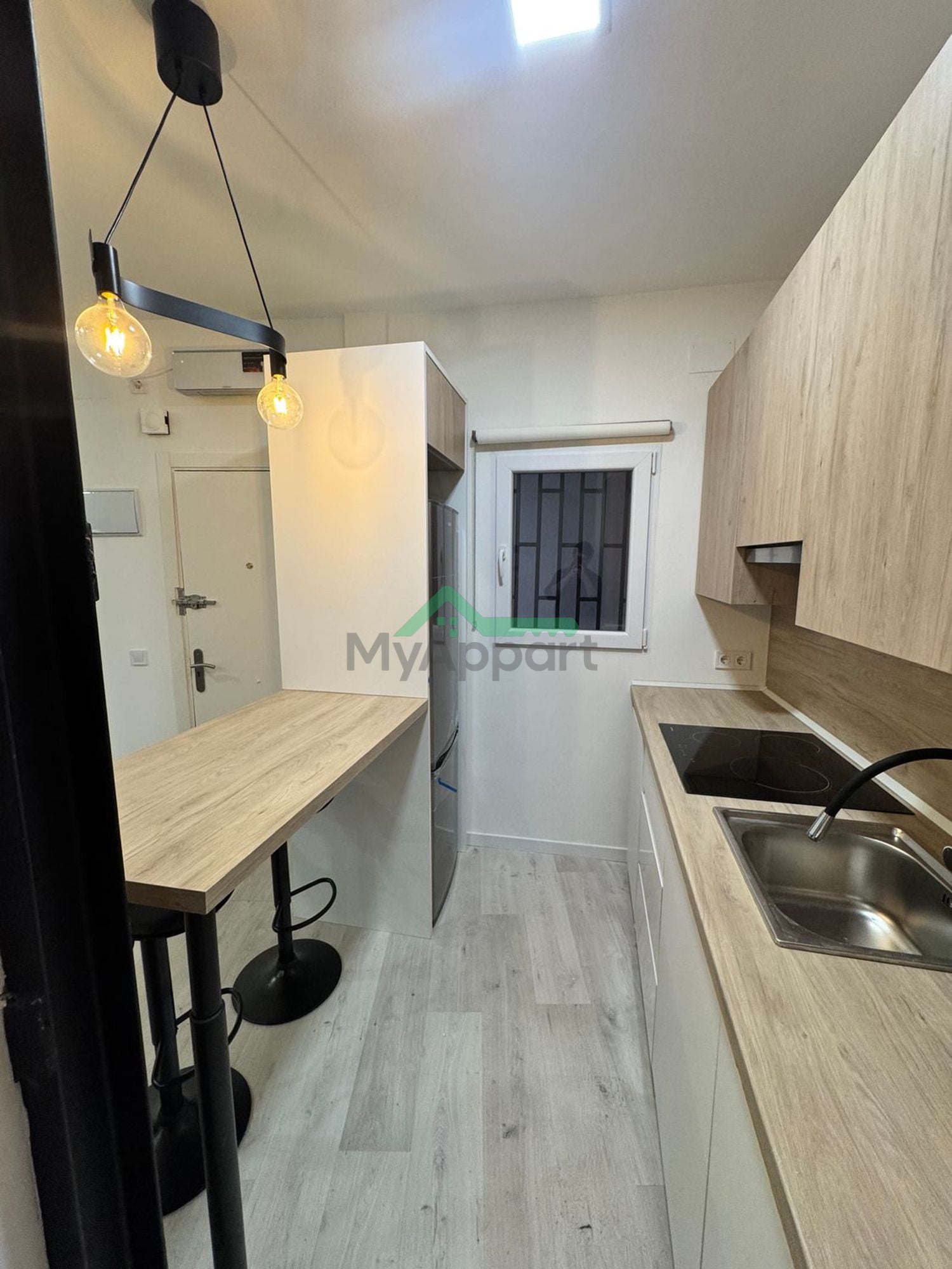 Piso reformado con cocina equipada — foto 6