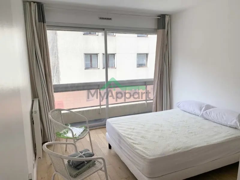 Appartement meublé rénové balcon parking — photo 8