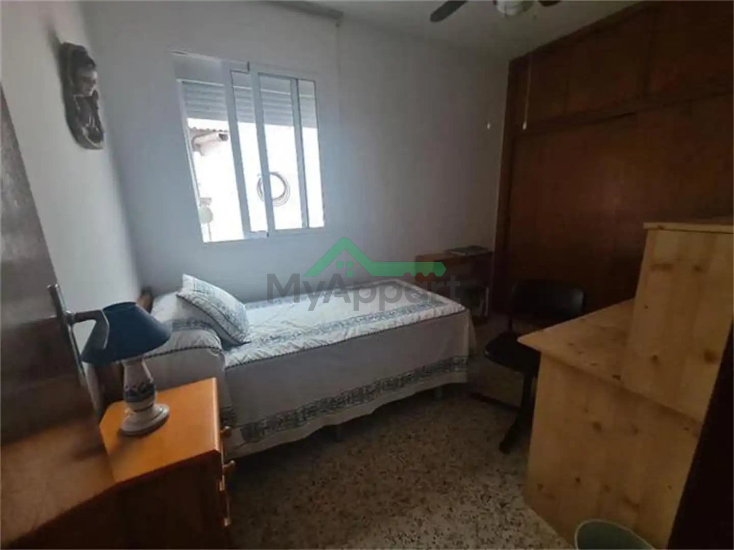 Piso estudiantes 4 habitaciones terraza luminosa — foto 1