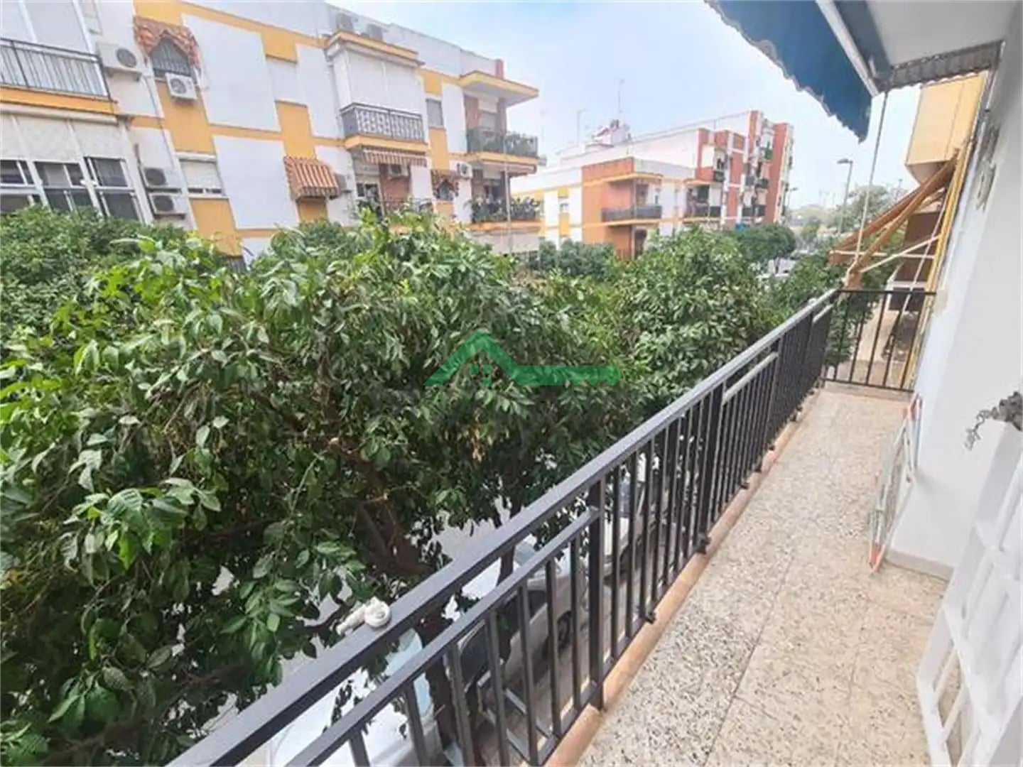 Piso estudiantes 4 habitaciones terraza luminosa — foto 2