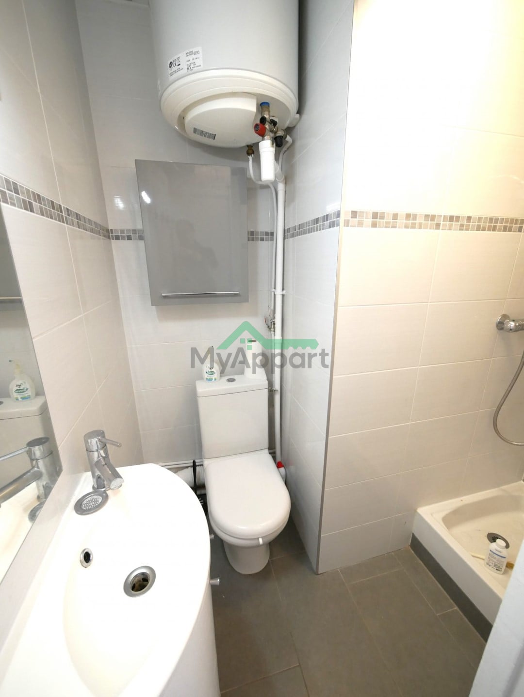 Appartement T2 meublé avec ascenseur — photo 5