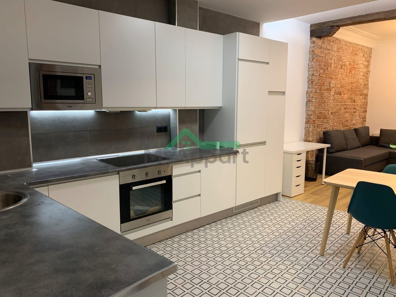 Piso reformado y equipado ideal pareja — foto 10